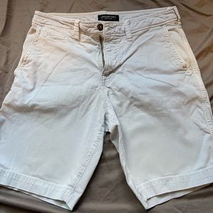 American Eagle men’s shorts size 30
